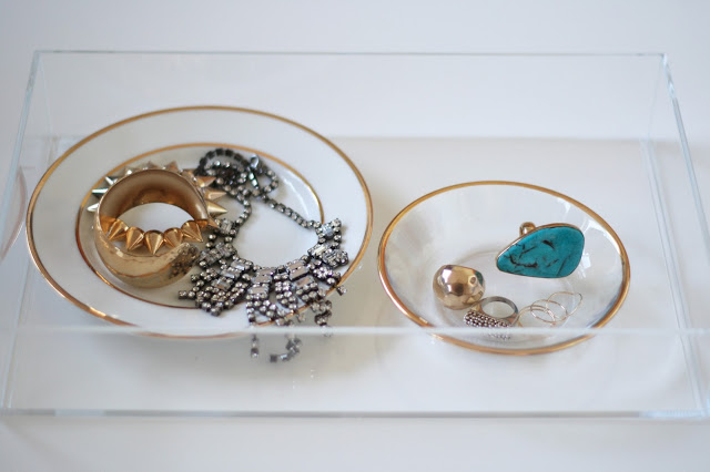 lucite tray