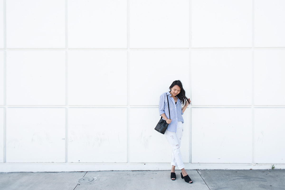 white boyfriend jeans