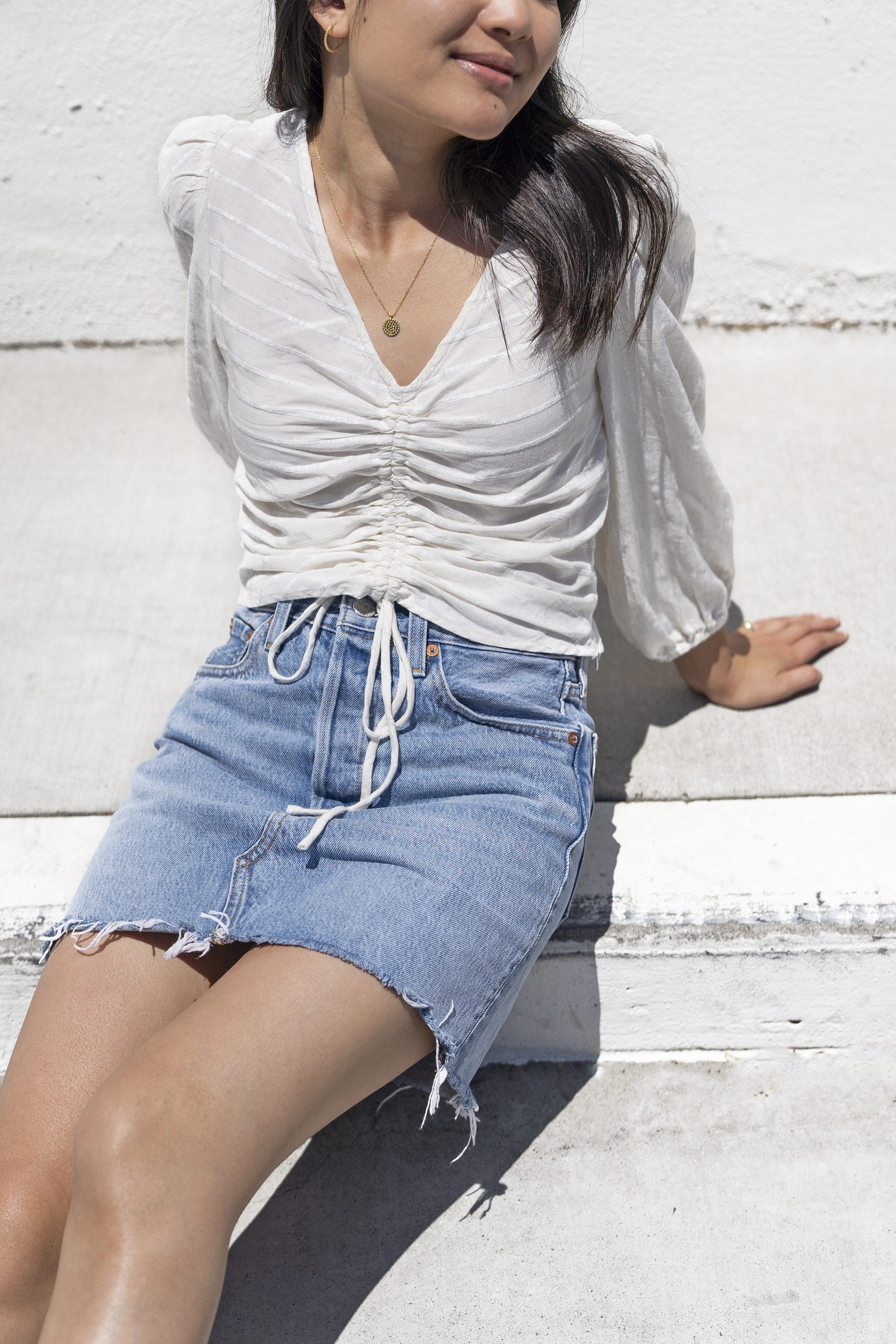 Denim miniskirt outfit