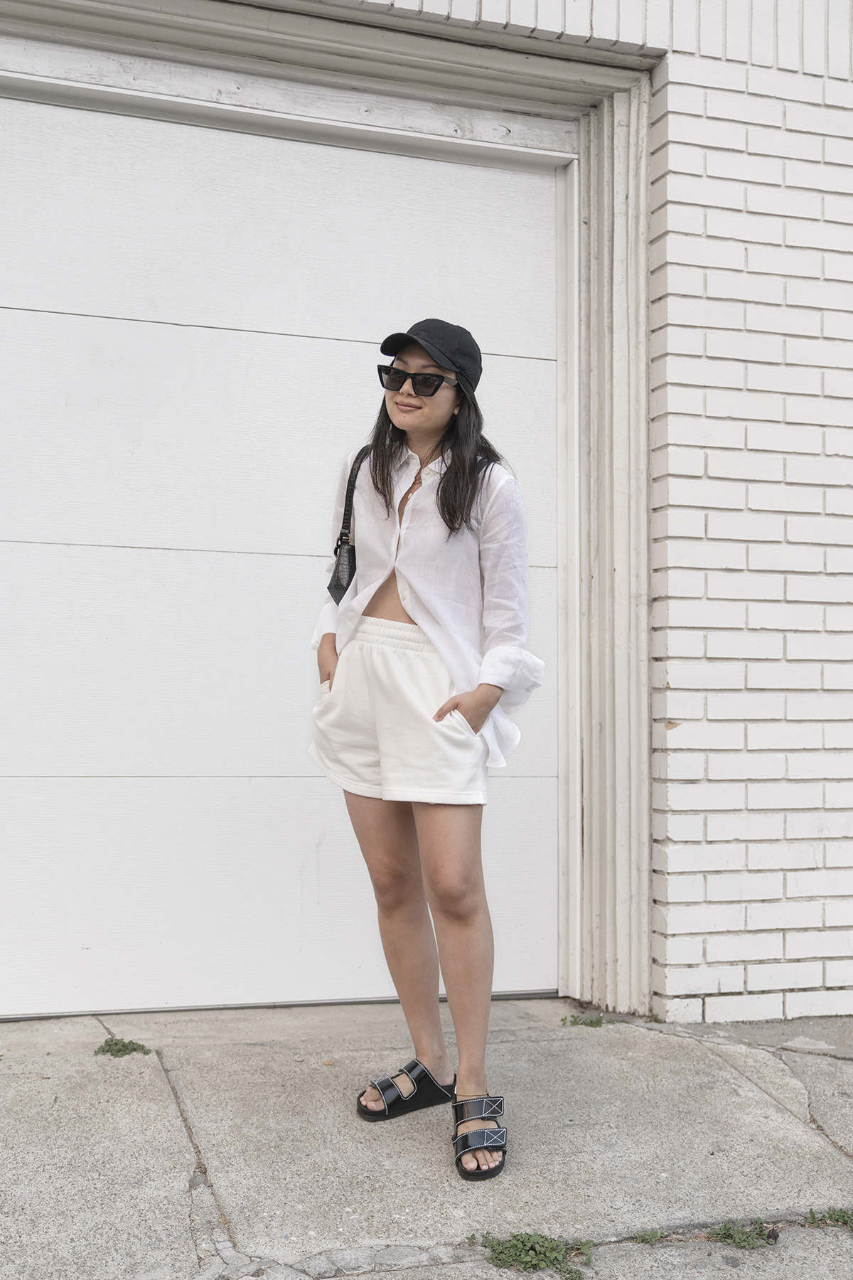 sweat shorts outfit