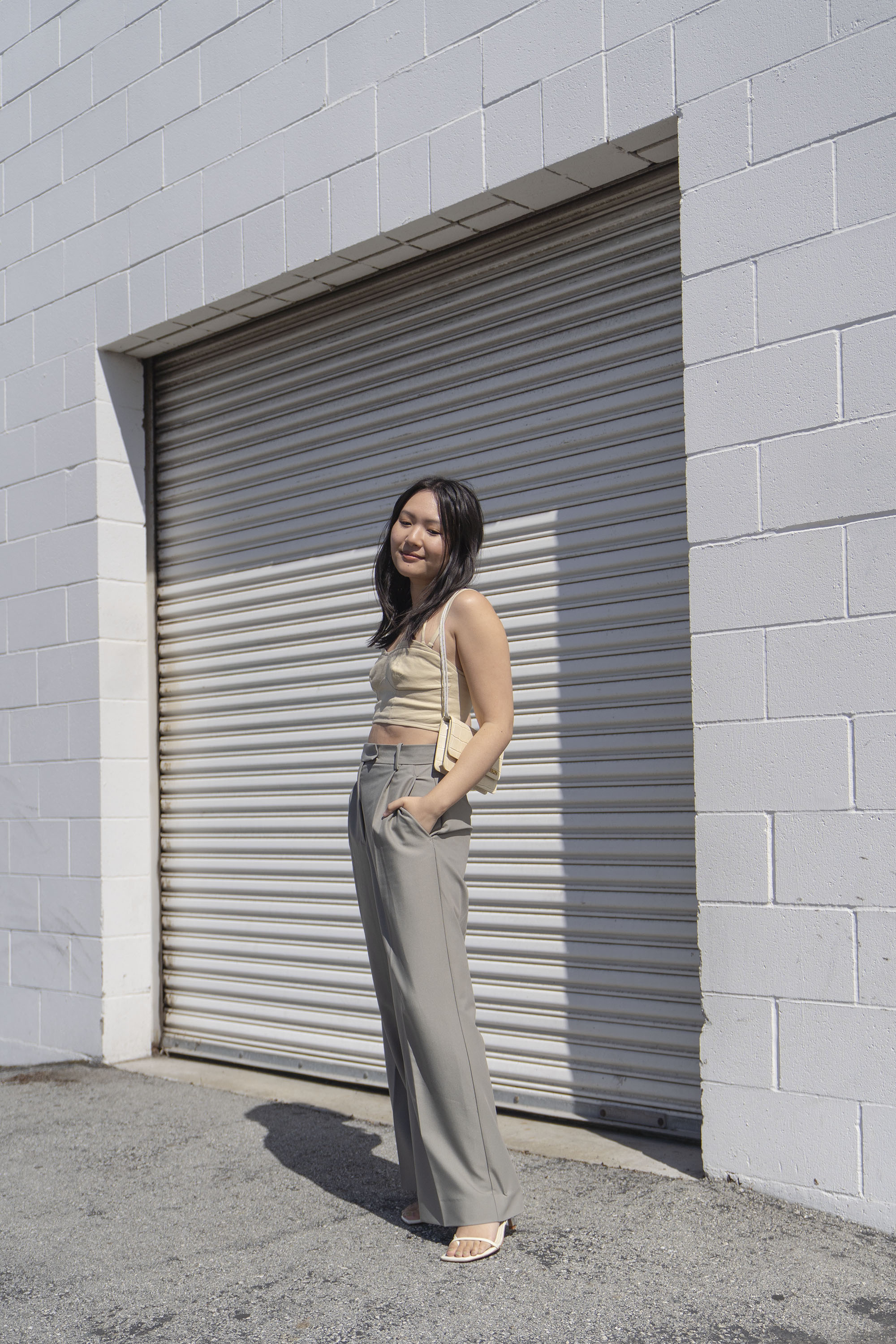 How to style earth tones in an outfit